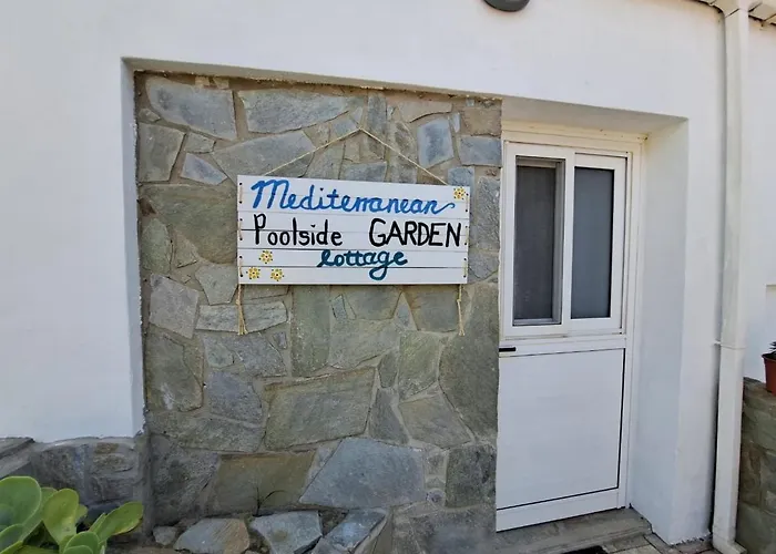 Mediterranean Poolside Garden Penzion