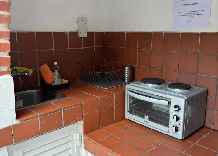 Penzion Mediterranean Poolside Garden